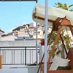 Aparthotel Albertoshouse 4*