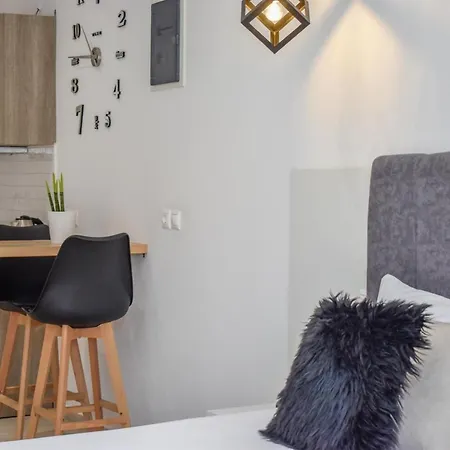 Albertoshouse Aparthotel 4*