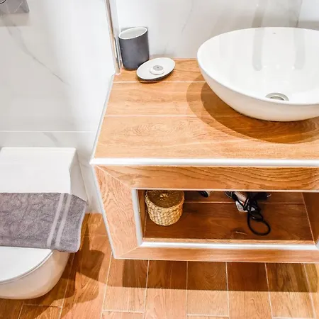 Albertoshouse Aparthotel Città di Skiathos