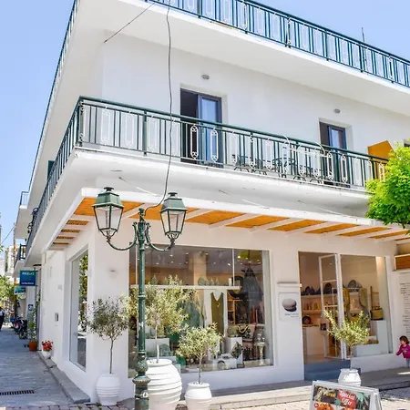 Albertoshouse 4* Città di Skiathos