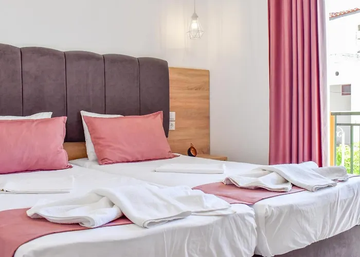 Albertoshouse 4* İskados