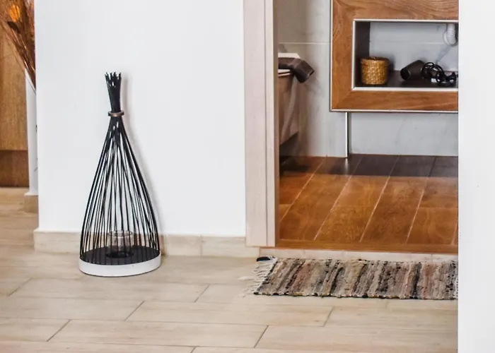 Apart Otel Albertoshouse İskados