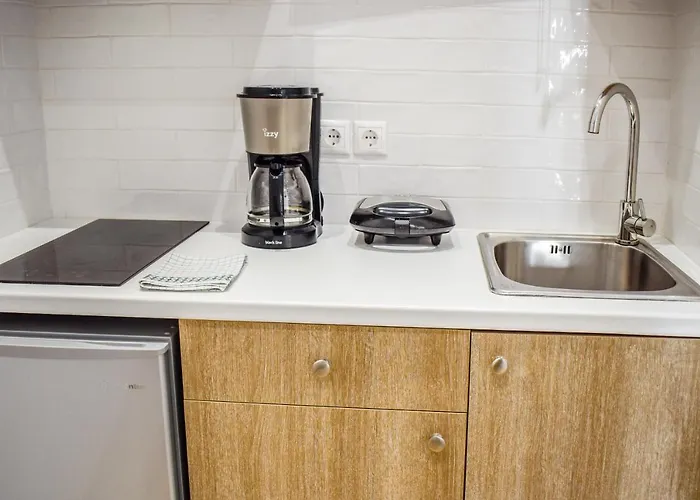 Albertoshouse 4* İskados