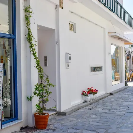 Albertoshouse Aparthotel Skiathos Town